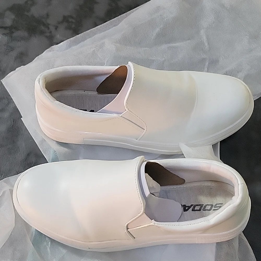 White vegan leather slip on sneakers - Picture 1 of 6